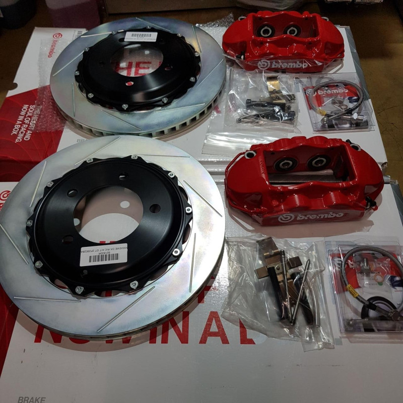 Гальмівна задня система Brembo GTR для Toyota LC 200 / LX 570 2015+ - 2P2.9051A