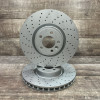 Диск гальмівний передній R1 CONCEPTS CARBON GEOMET перфорація для LR RR LR016176 380/34 Диск гальмівний передній R1 CONCEPTS CARBON GEOMET перфорація для LR RR LR016176 380/34
